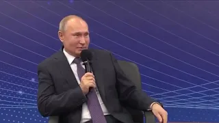 Путин рассказал анекдот про бабушку в юридической консультации
