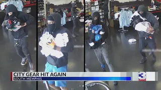 Group of thieves hit City Gear during business hours