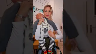 How To Back Carry With an Ergobaby Omni Breeze Baby Carrier (hip scoot method) 30 second tutorial