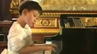 Yuja Wang: Debussy Arabesque No 1 in E major