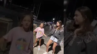 Acun Ilıcalı, kızları Leyla ve Melisa'nın eğlenceli videosunu paylaştı.