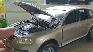 Volkswagen Touareg 1:18