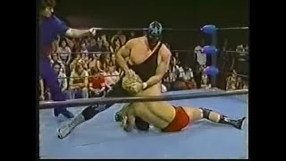 Masked Superstars vs Mike Davis GCW wrestling