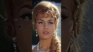 Angélique, marquise des anges  Angélique, 1964 #michelemercie #angelique #60s #france #мишельмерсье