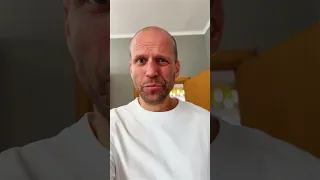 Jason Statham changes clothes in seconds!