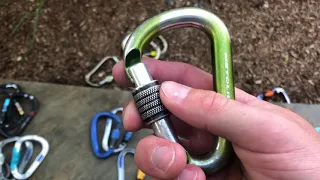 Locking Carabiner Showdown