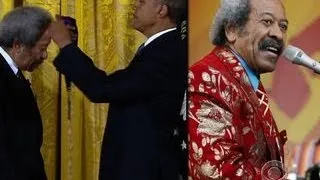 President Obama presents National Medal of Arts