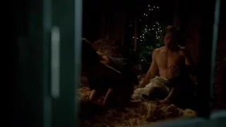 T V D - Elina+Damon bed scene