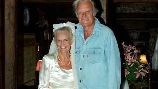 Why Billy Graham Teared Up on His 50th Wedding Anniversary