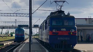 «Франкенштейн» з ВЛ80с-1619 та Д1-705/683/775 прибуває на станцію Черкаси