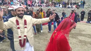 Beautiful couple performing wedding dance| cultural dance l