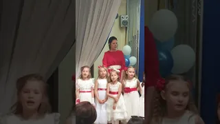Выпускной Алисы в детском саду.