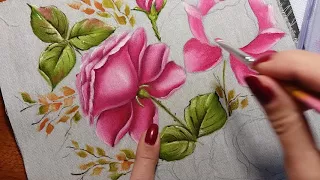 Rosa virada botão (rosa escuro) - Vídeo 2 - Pintura em tecido