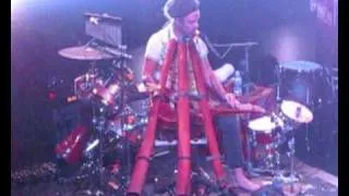 Xavier Rudd  "Let Me Be"  Live @ AB Brussels 15feb2010 part 1