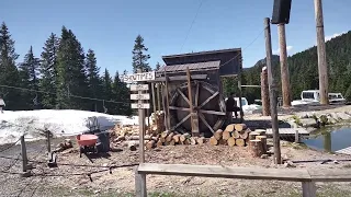 Lumberjack show at GROUSE MOUNTAIN in VANCOUVER CANADA