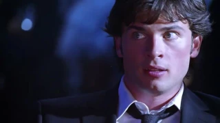 Smallville 5x06 - Lois & Clark are undercover at a strip club