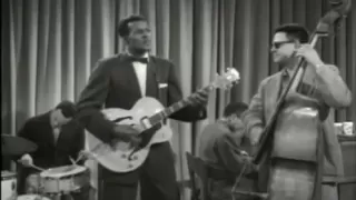 Chuck Berry - LITTLE QUEENIE - 1959 HQ!