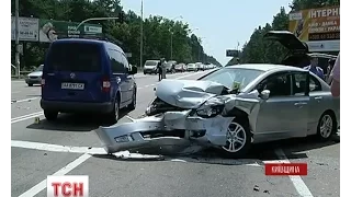 Винуватцем учорашньої масштабної аварії на Київщині, за попередньою версією поліції, є водій скутера