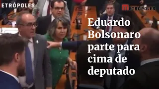 Eduardo Bolsonaro parte para cima de deputado:"Facada teu c*, seu v1ado"