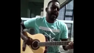 Canta muito