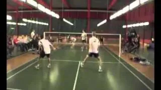 nice superman jump in badminton rally..flv