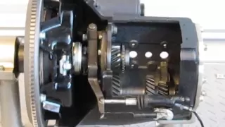 How a clutch works - internals of transmission and clutch assembly