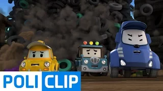 Fallen Tire mountain | Robocar Poli Clips