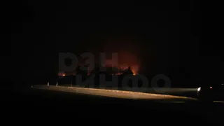 Видео со взрывов боеприпасов военной части в Рязанской области