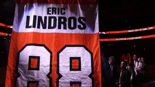 Flyers honour Eric Lindros by retiring his number 88