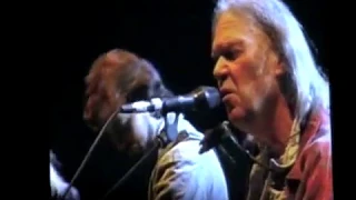 Eddie Vedder And Neil Young - Harvest Moon, Bridge School Benefit, Mountain View, 10.24.2004