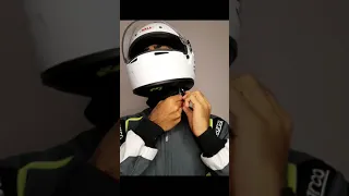 How to TIE your HELMET in Go Karting (TUTORIAL)