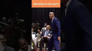 Worship in the spirit  Pastor Gino Jennings #shorts