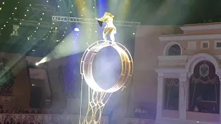 Circus Wheel of death Цирк Колесо смелости
