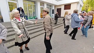 20.04.24г..."Желаю Удачи"... Николай Замковец... звучит на танцполе в Гомеле...