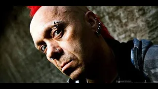 ֍֍֍ Уотти Бьюкэн (Wattie Buchan, THE EXPLOITED) Безжалостно Честен (перевод) 14.05.16