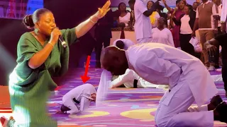 Sunmisola Agbebi Spirit Led Ministration at Dominion Praise 2024 her Husband was on the floor 🔥🔥❤️