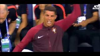 6 Minutes Of Cristiano Ronaldo Motivating & Supporting His Teammates!