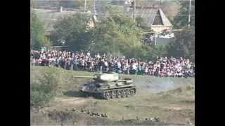 Танковое сражение реконструкции боя за освобождение Запорожья 13 октября 2013