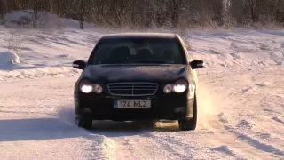 MB W203 on snow