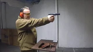 tulistan püstolist TT (Tokarev) /shooting Russian TT (Tokarev, 1944)