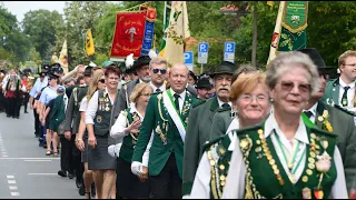 Schützen- und Volksfest Lehrte 2022: Großer Festumzug und Aufspielen der Musiker im Zelt