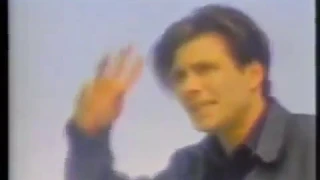 Kuffs TV Spot #4 (1992)