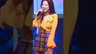 when blinks are louder than Blackpink || PWF blink version || fans singing song for Jennie ||
