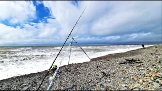 BASS FISHING IN NORTH WALES | FINDING THE BIG BASS IN ROUGH SEAS | MASTERFISHERMAN | SEA FISHING UK