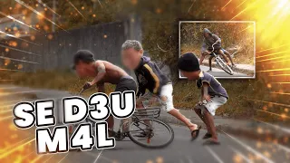 FURT4NDO BICICLETA  -  PEGADINHA