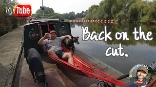 Heading up the river Severn on Narrowboat Dodger.