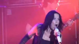 Tarja en el Teatro El Círculo Rosario 31-03-12 Still of the nigth(cover de Whitesnake)