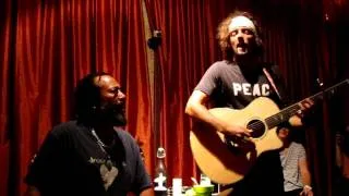 Jason Mraz - Sail Away (new song now known as Bottom Of The Sea) @ house Show 14-09-2011