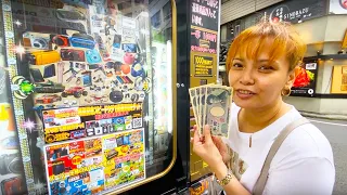 $10 Mystery Box Vending Machine in Japan | 🇯🇵🇵🇭International Couple | MONICAYUM