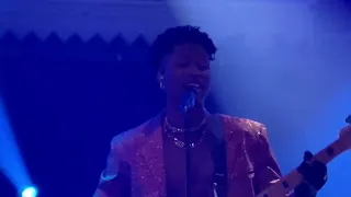 Lucky Daye - Feels Like (Live in Amsterdam 10/01/2022)